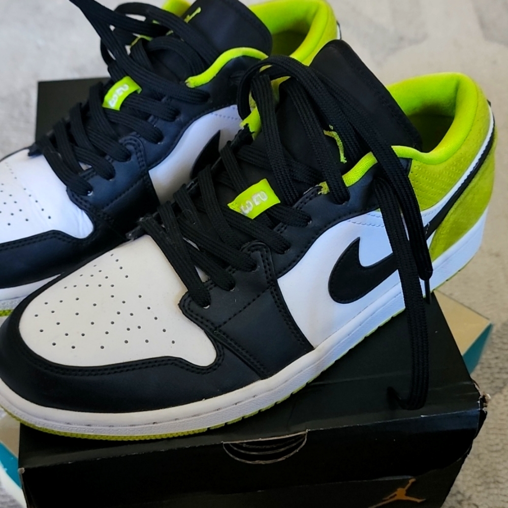 Shoes